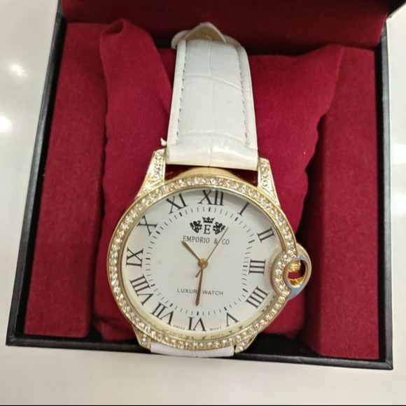 Watch - Picture 2 of 3